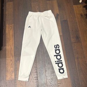 Adidas sweatpants